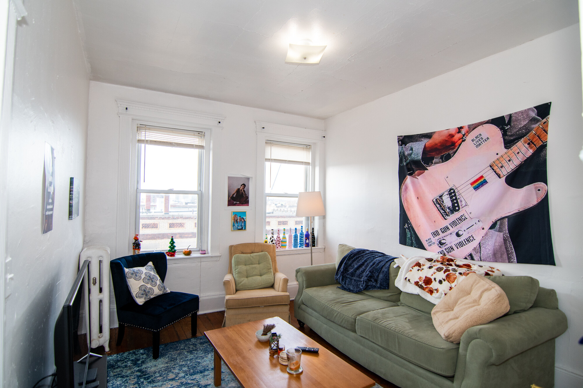 3 bed, 1 bath apartment for rent at 48 Brighton Ave Unit 33, Allston — photo 3 of 7