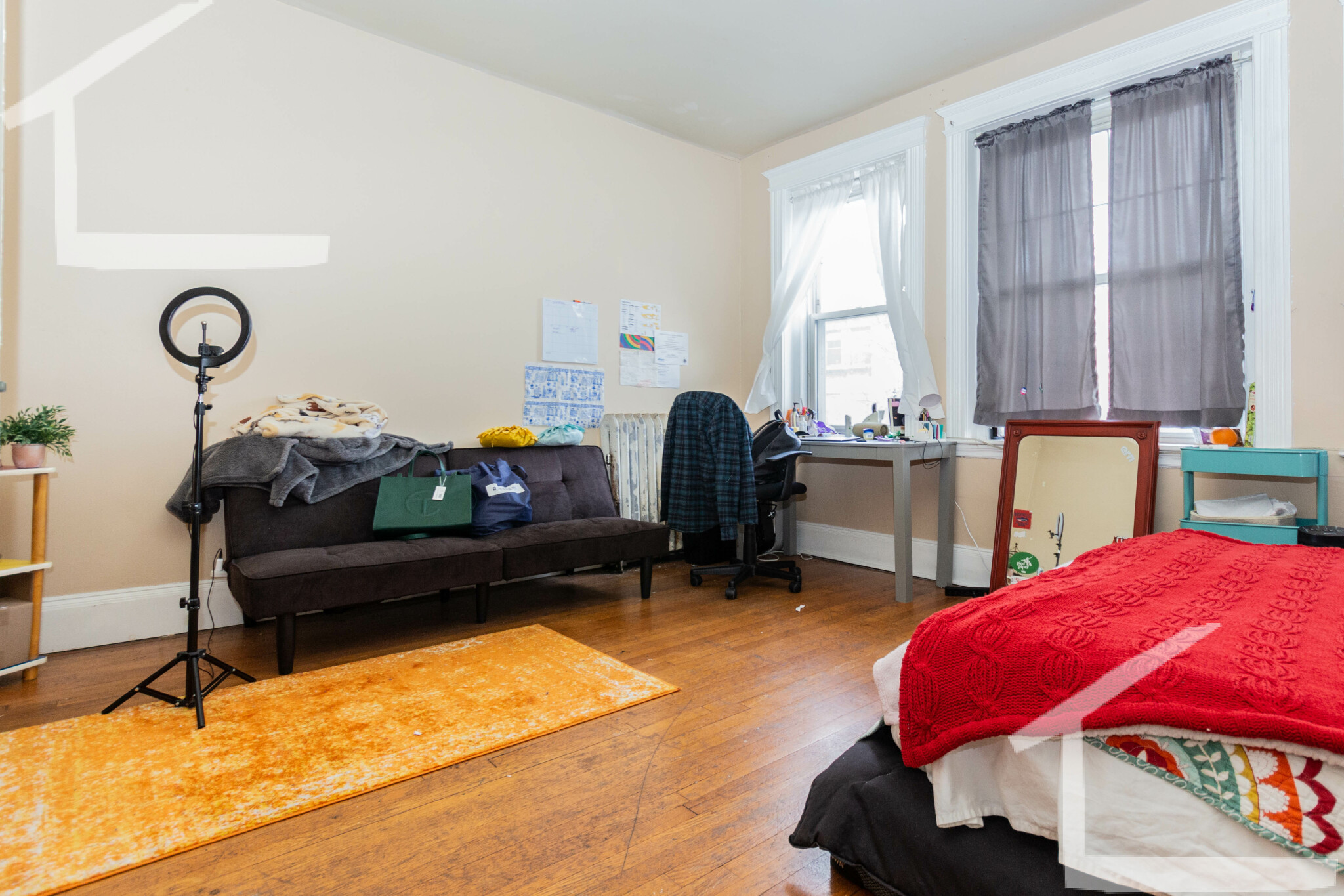 32 Park Vale Ave, Allston