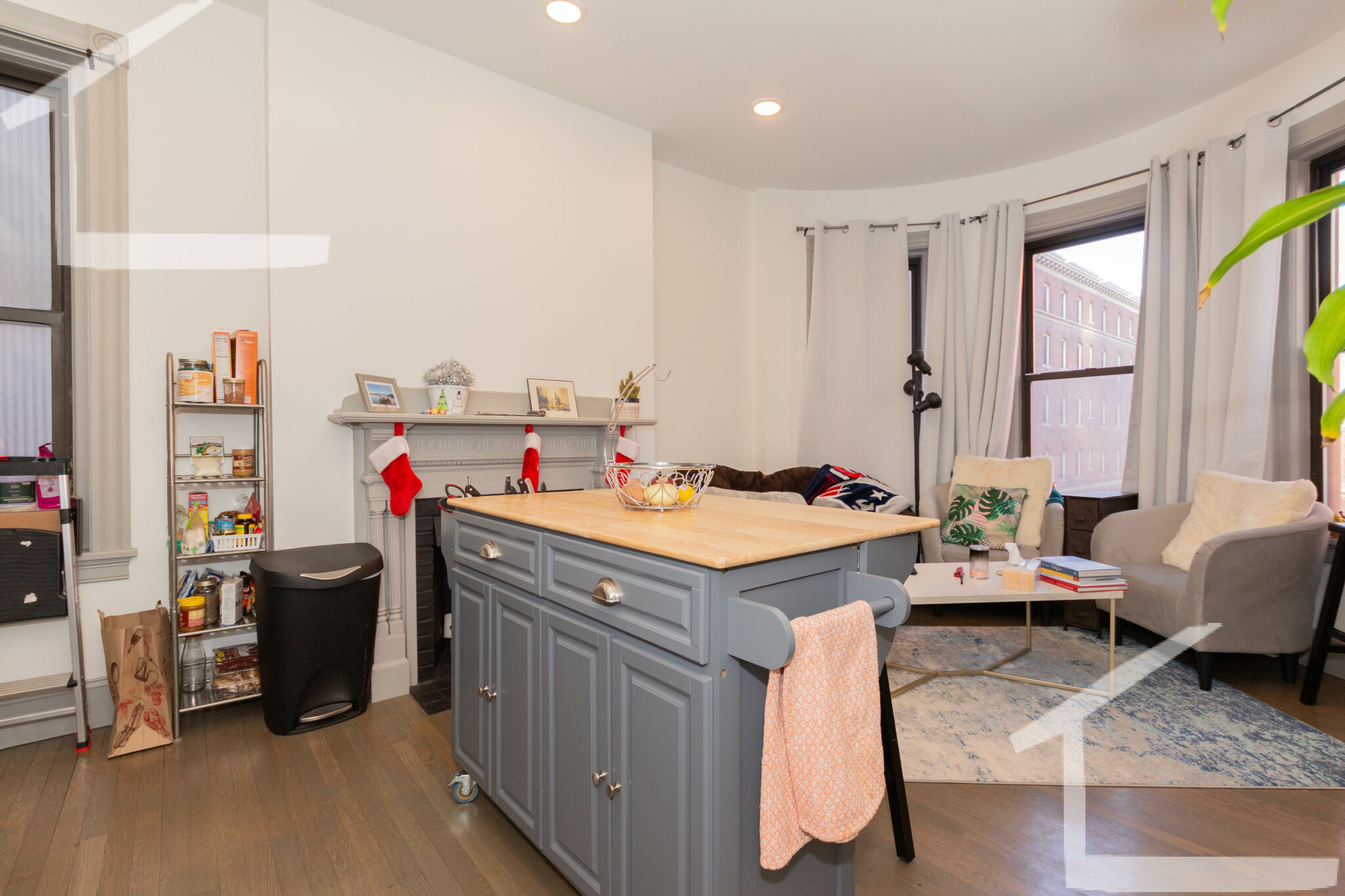 11 Belvidere St, Fenway