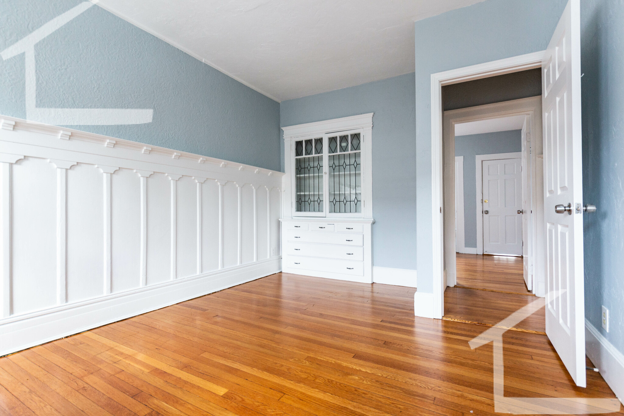 4 bed, 1.5 bath apartment for rent at 43 Boulevard Ter Unit 3, Allston — photo 1 of 13