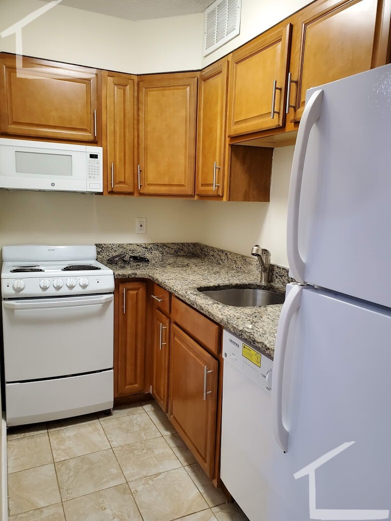 59 Parkman St, North Brookline