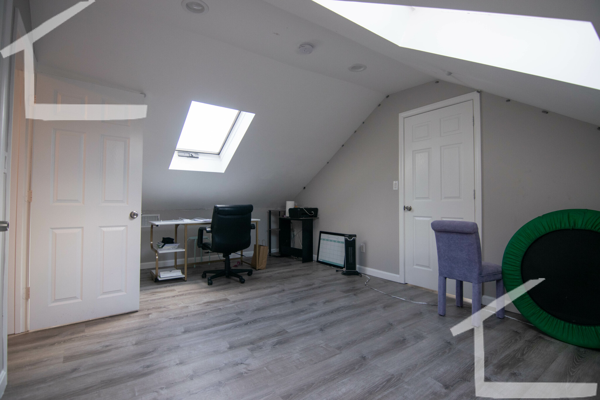 39 Long Ave, Brighton