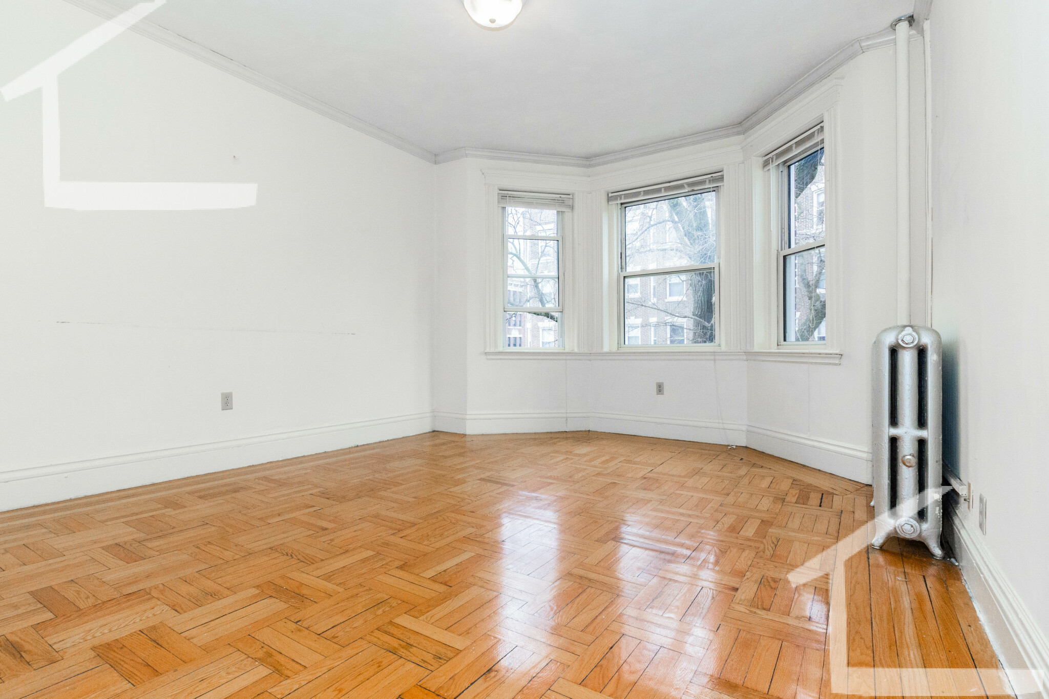 36 Queensberry St, Fenway