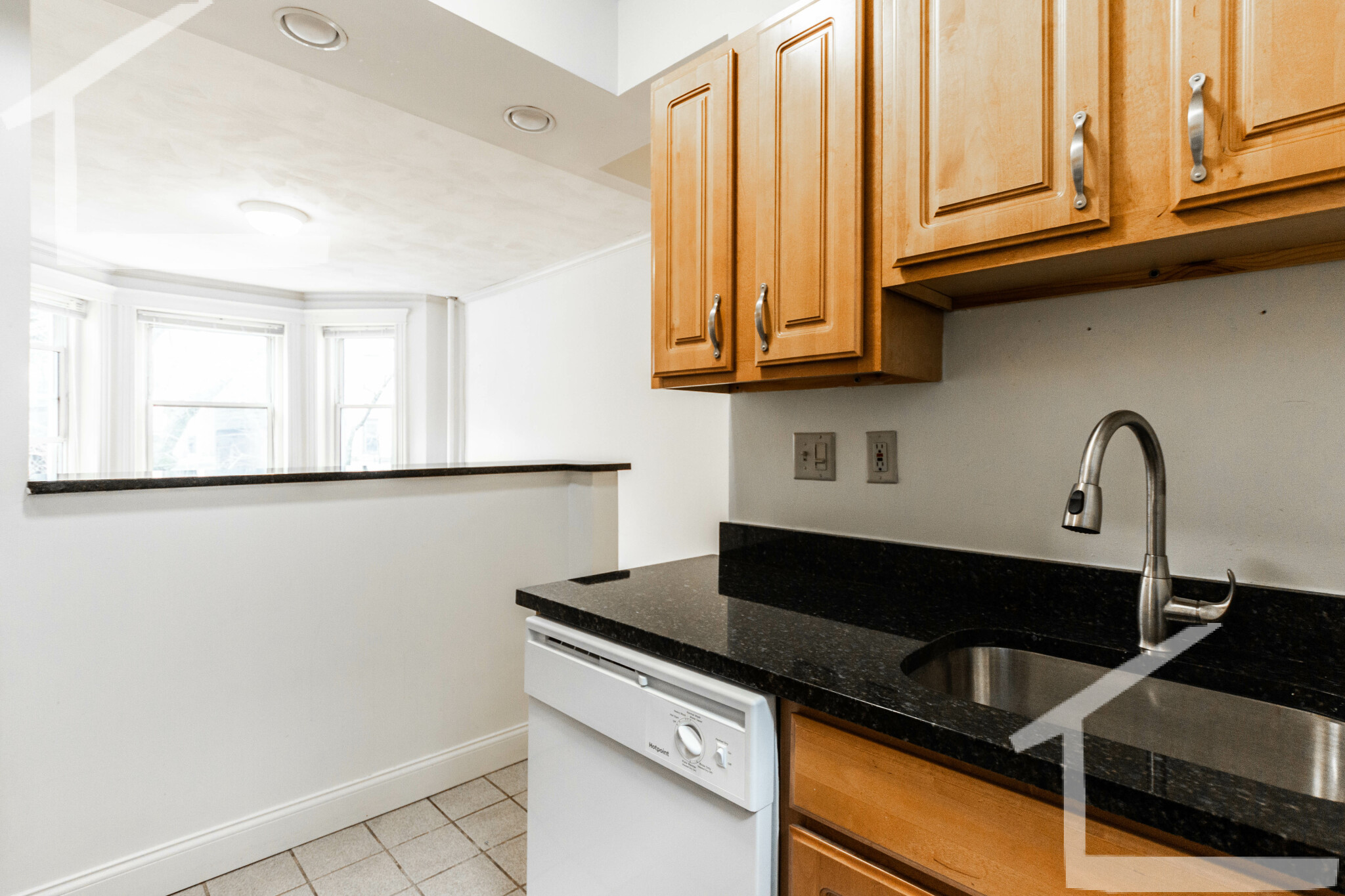 36 Queensberry St, Fenway