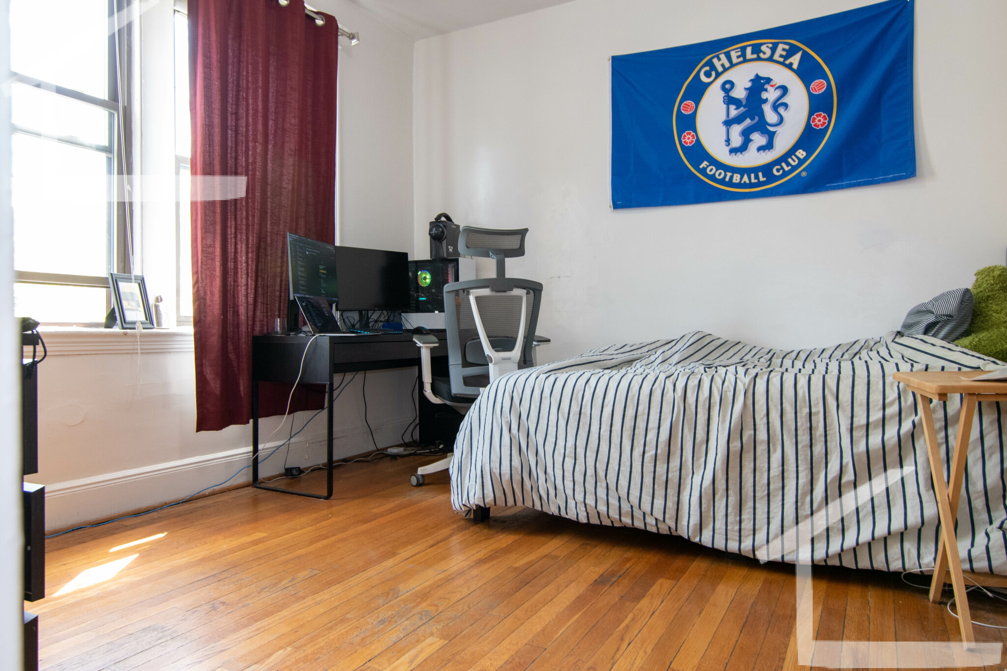 35 Mount Hood Rd, Brighton