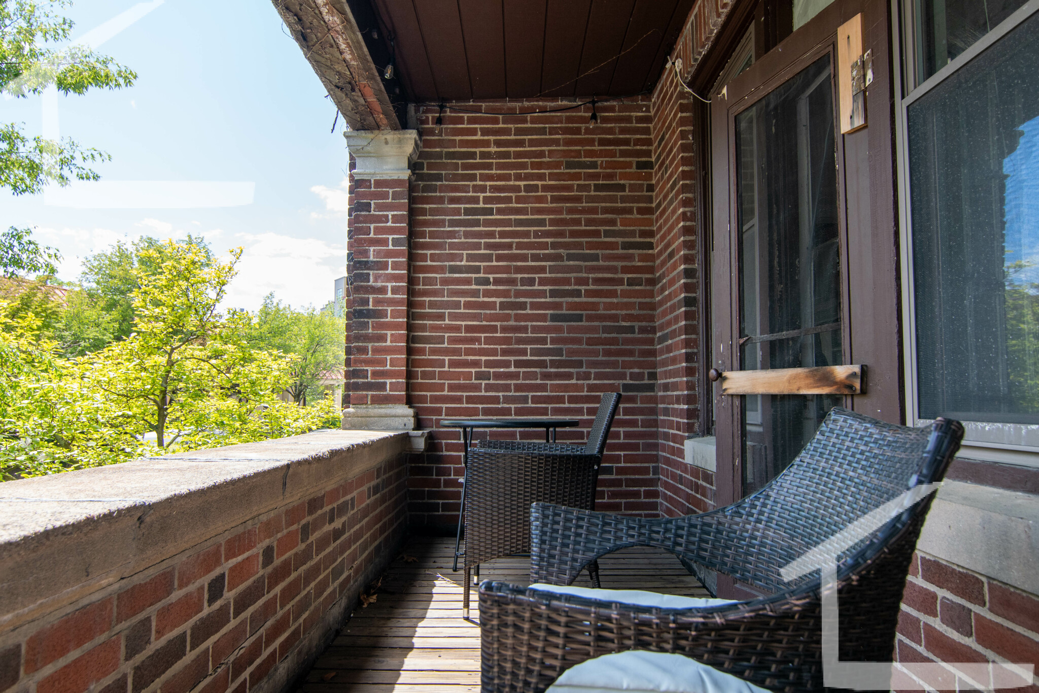 35 Mount Hood Rd, Brighton