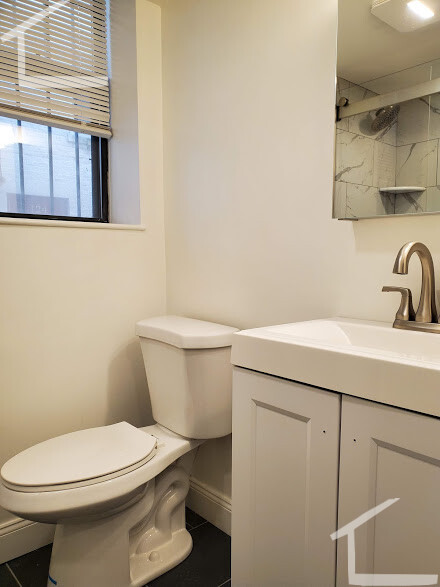 120 Peterborough St, Fenway