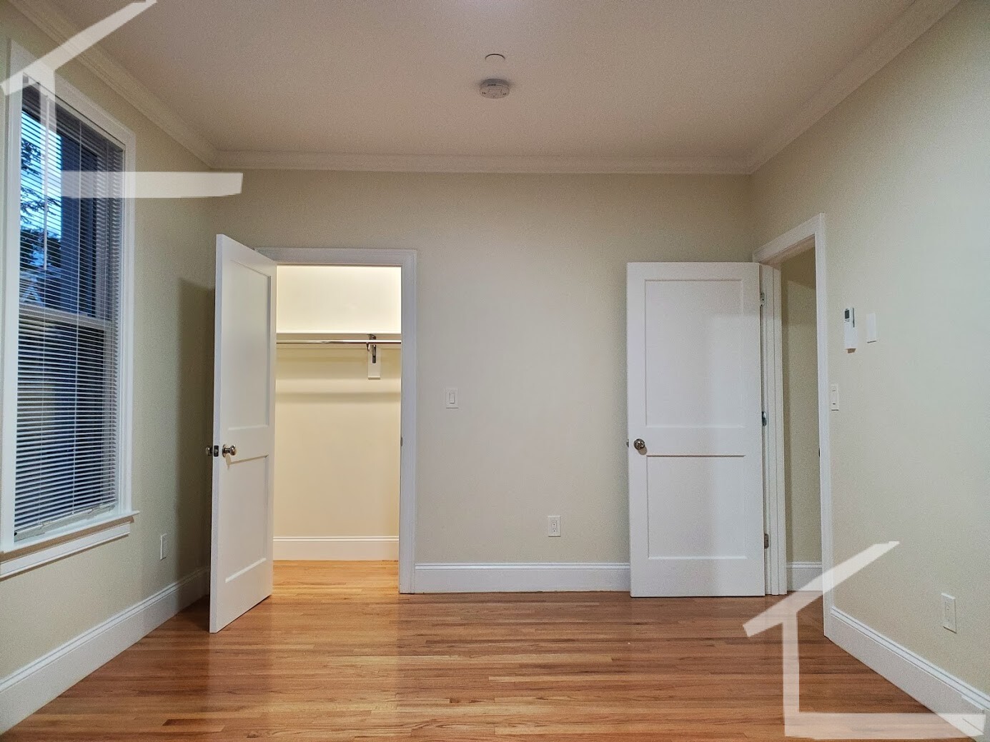 12 Harris St, Coolidge Corner