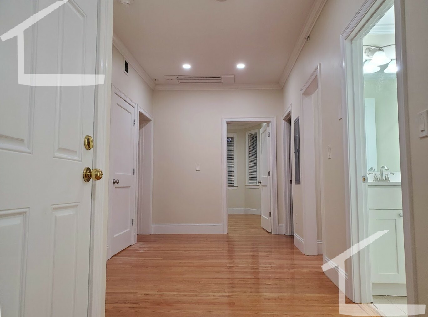 12 Harris St, Coolidge Corner