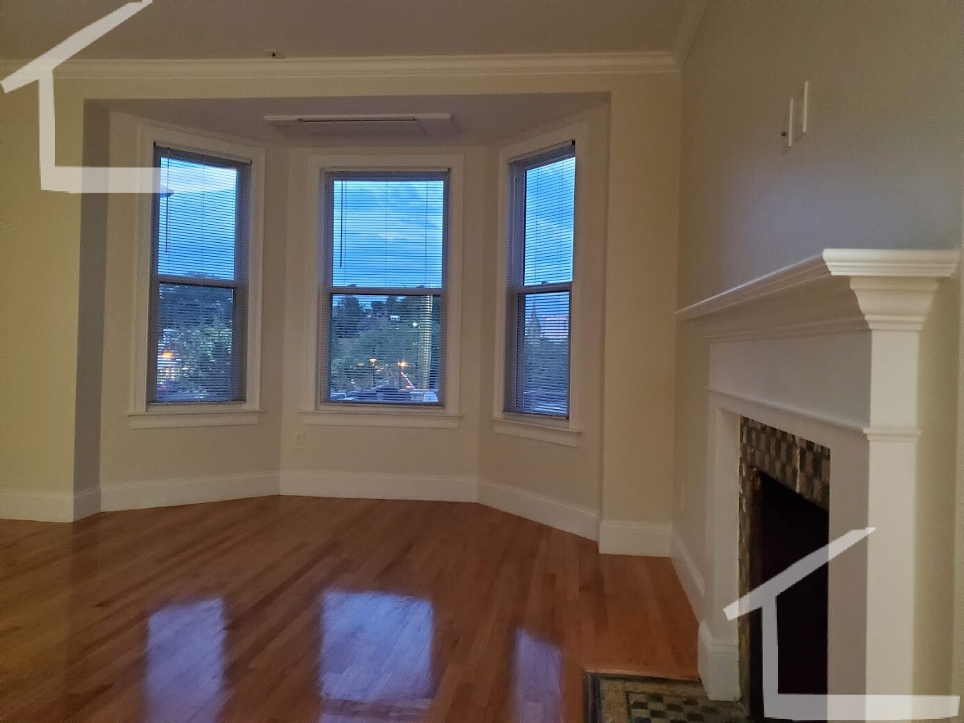 12 Harris St, Coolidge Corner