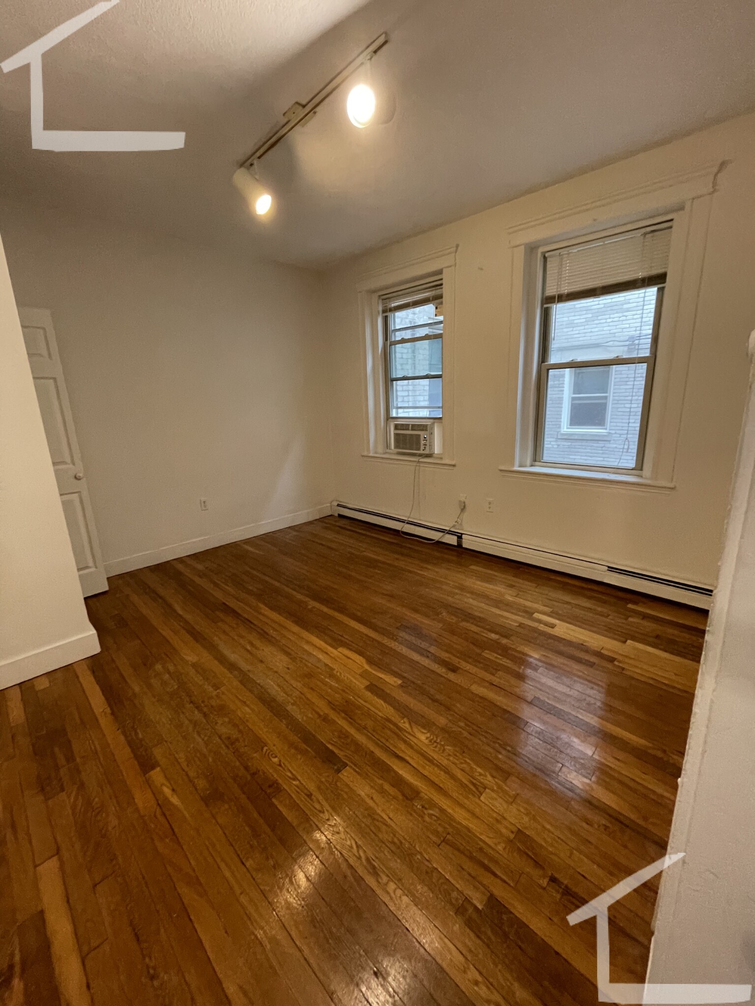 1673 Commonwealth Ave, Brighton