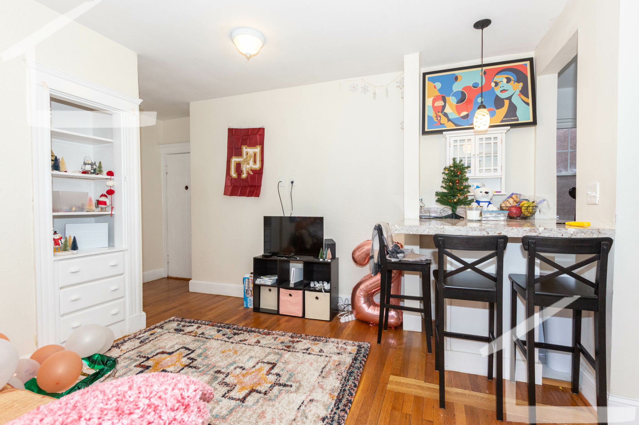 2001 Commonwealth Ave, Brighton