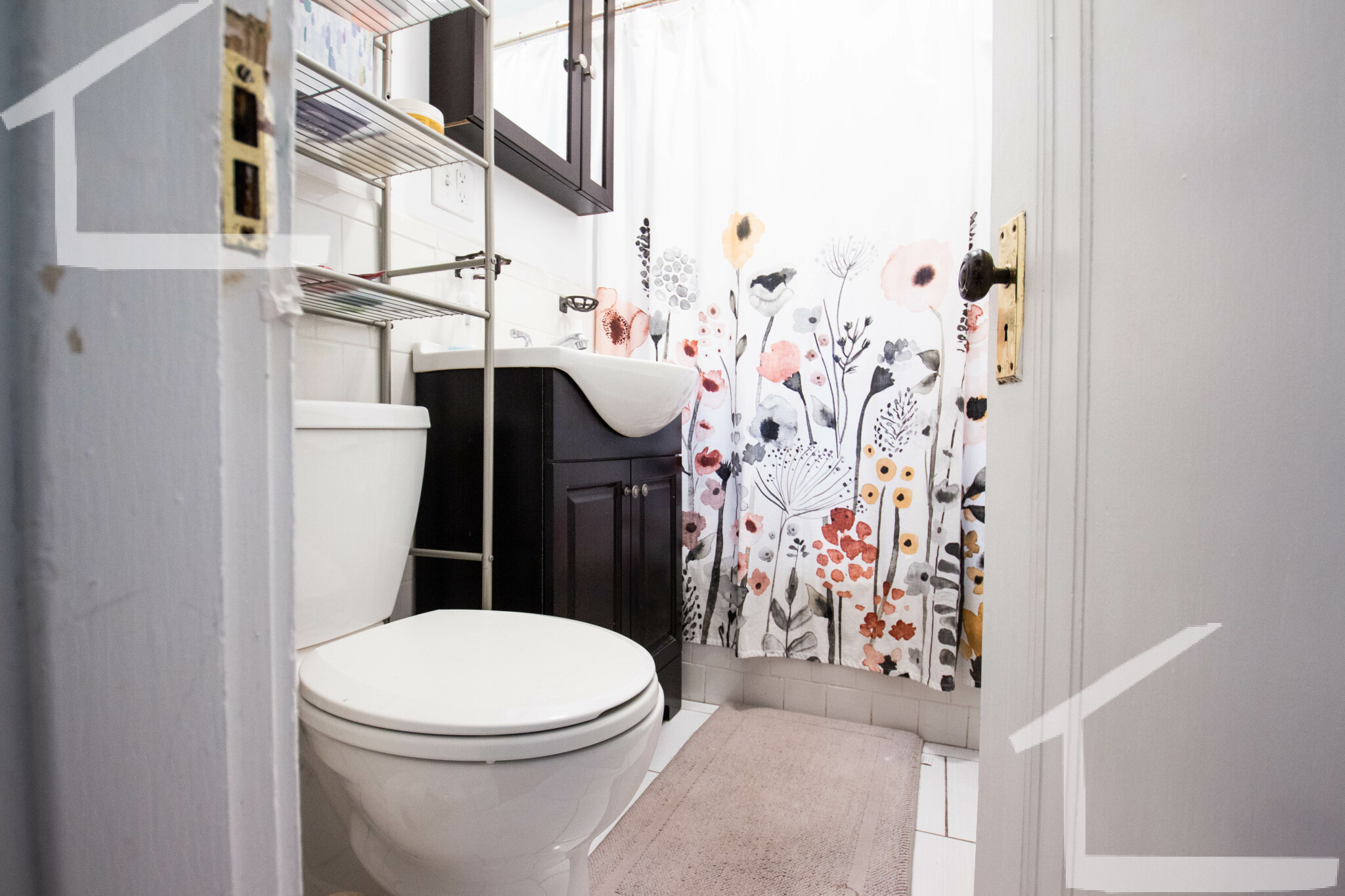 2001 Commonwealth Ave, Brighton