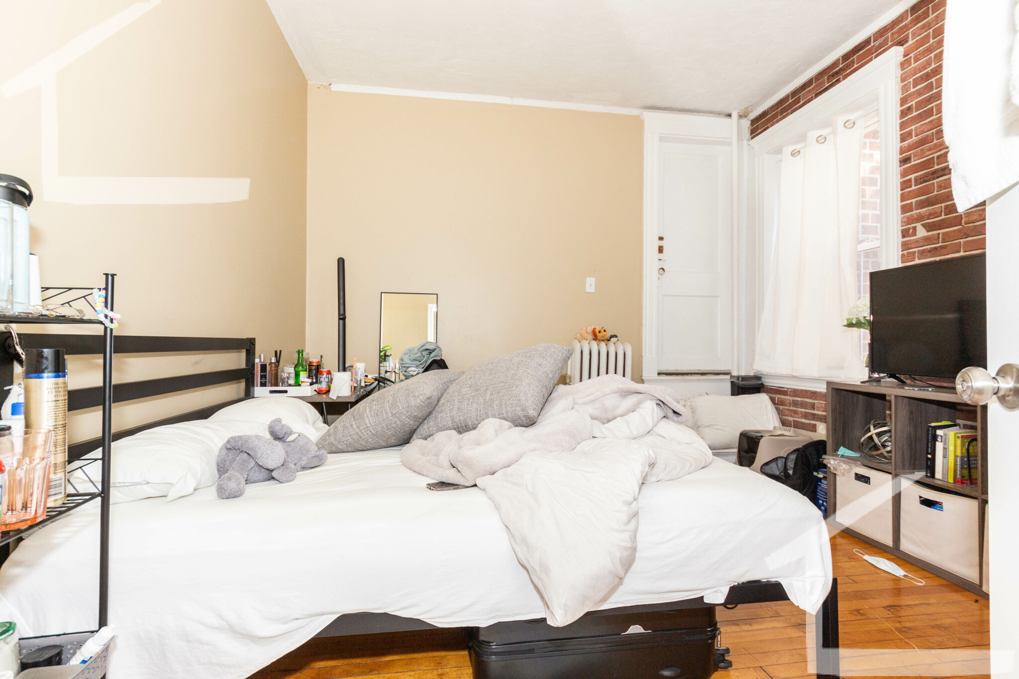 74 Egmont St, Longwood