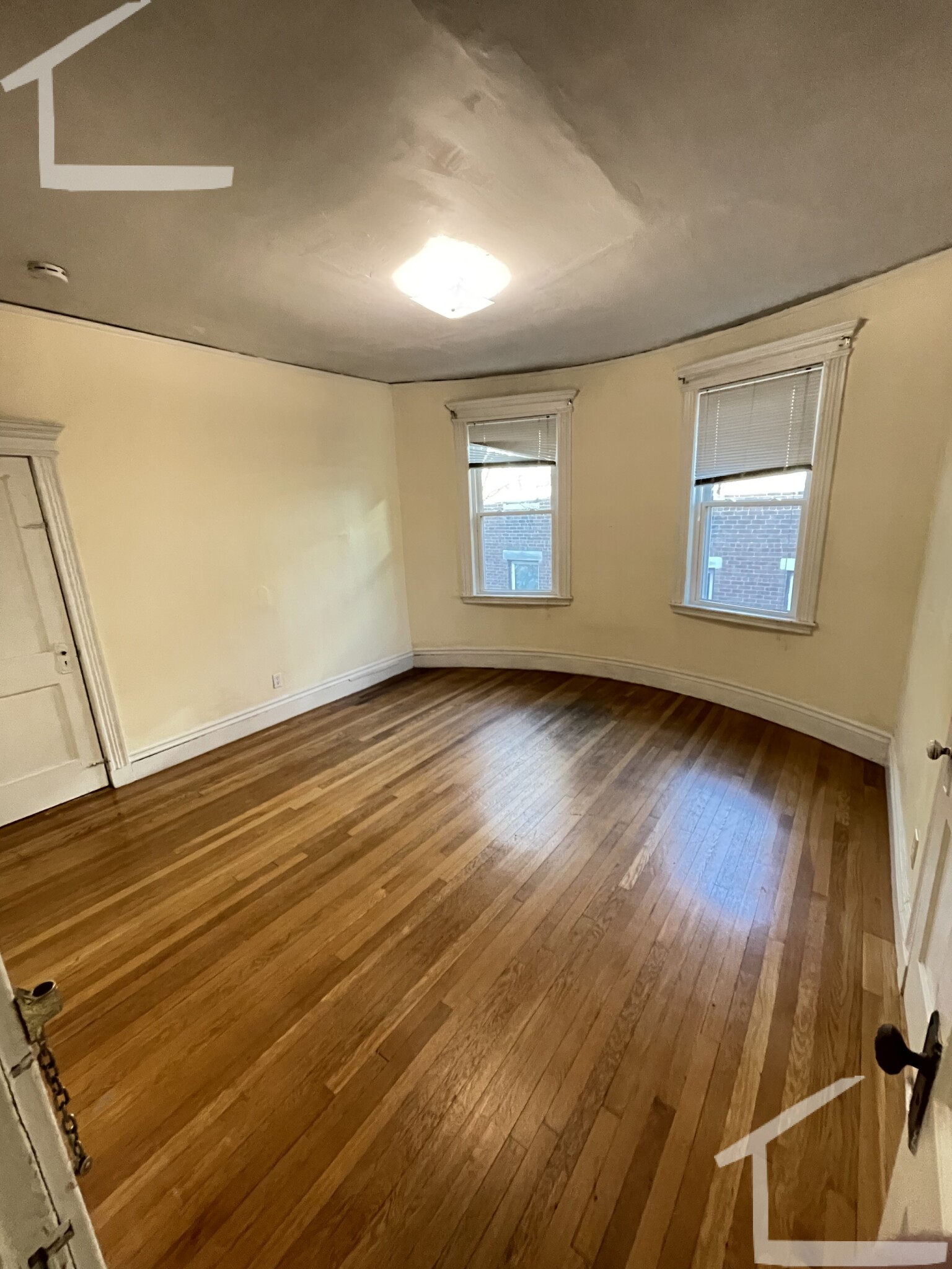 1719 Commonwealth Ave, Brighton