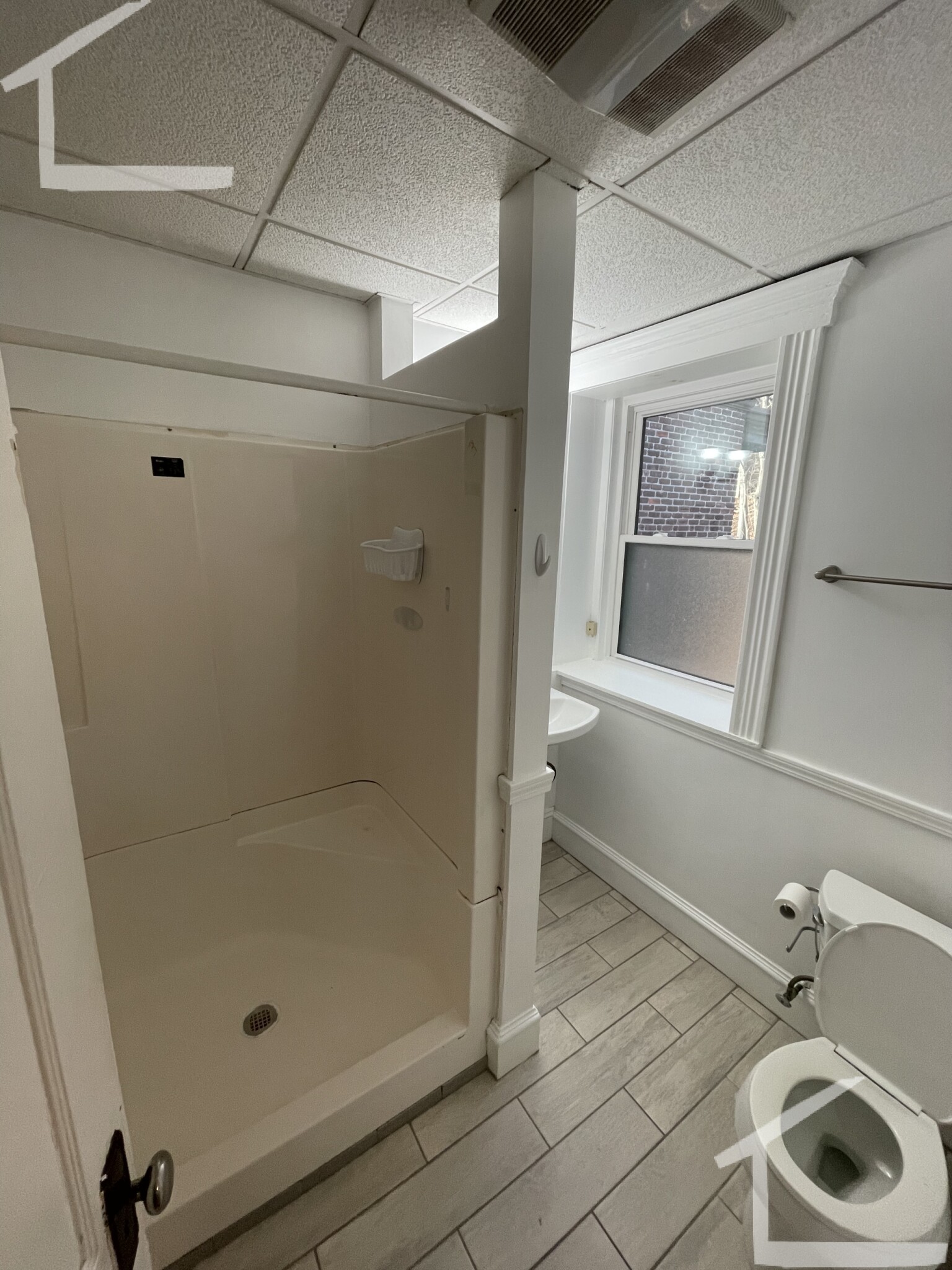 1719 Commonwealth Ave, Brighton