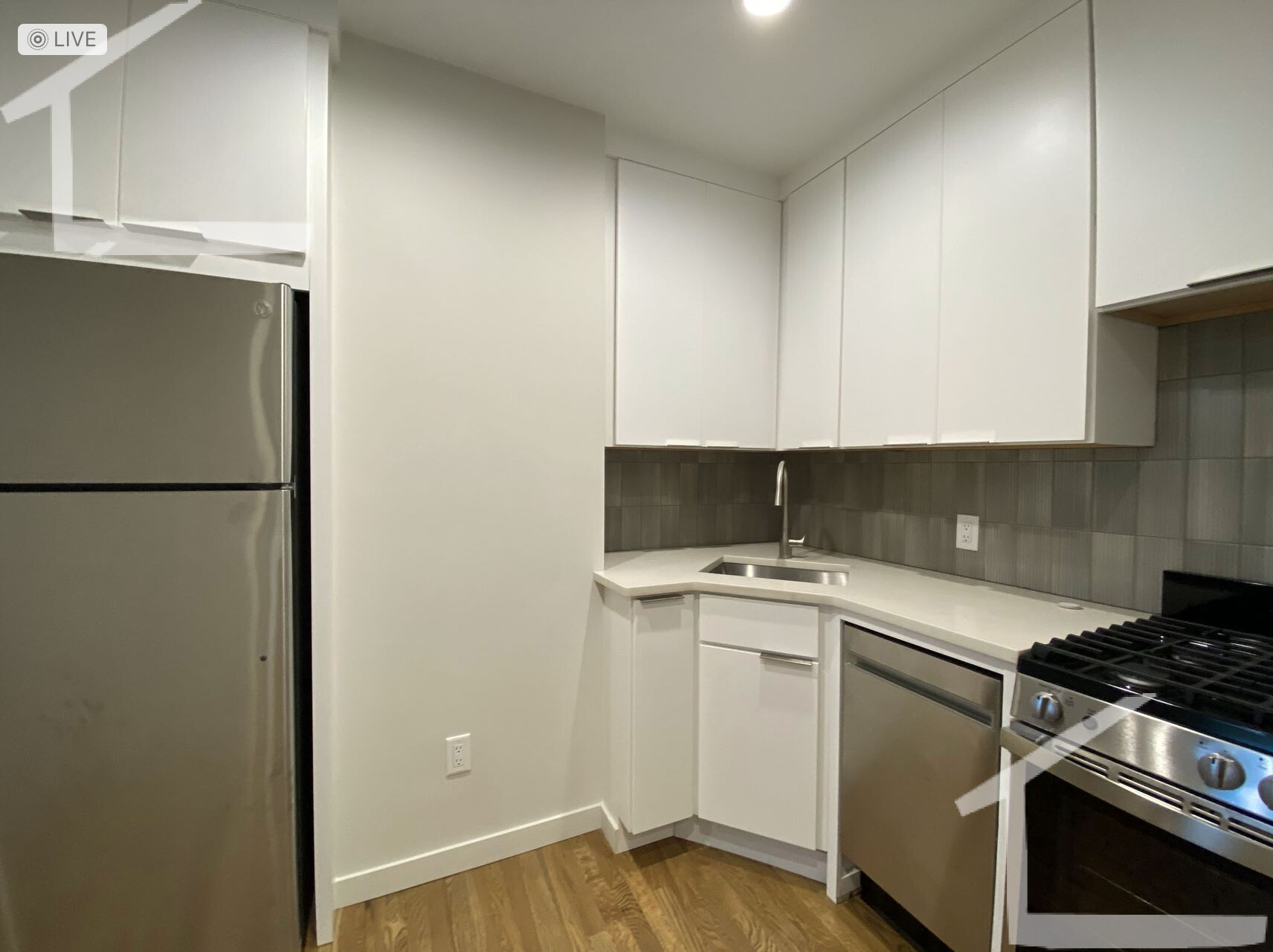 2 Belvidere Pl, Central Square