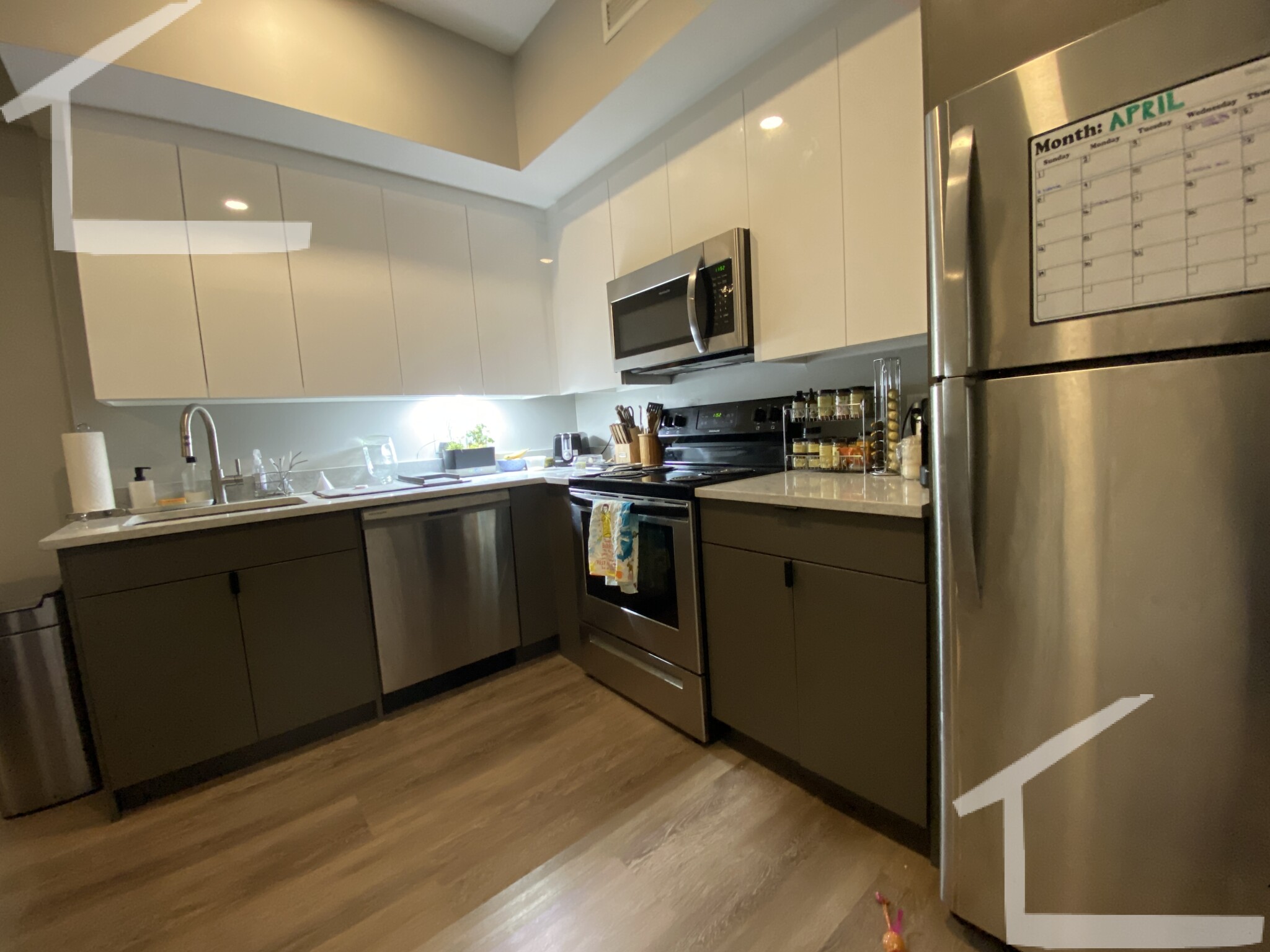 100 Hemenway St, Fenway