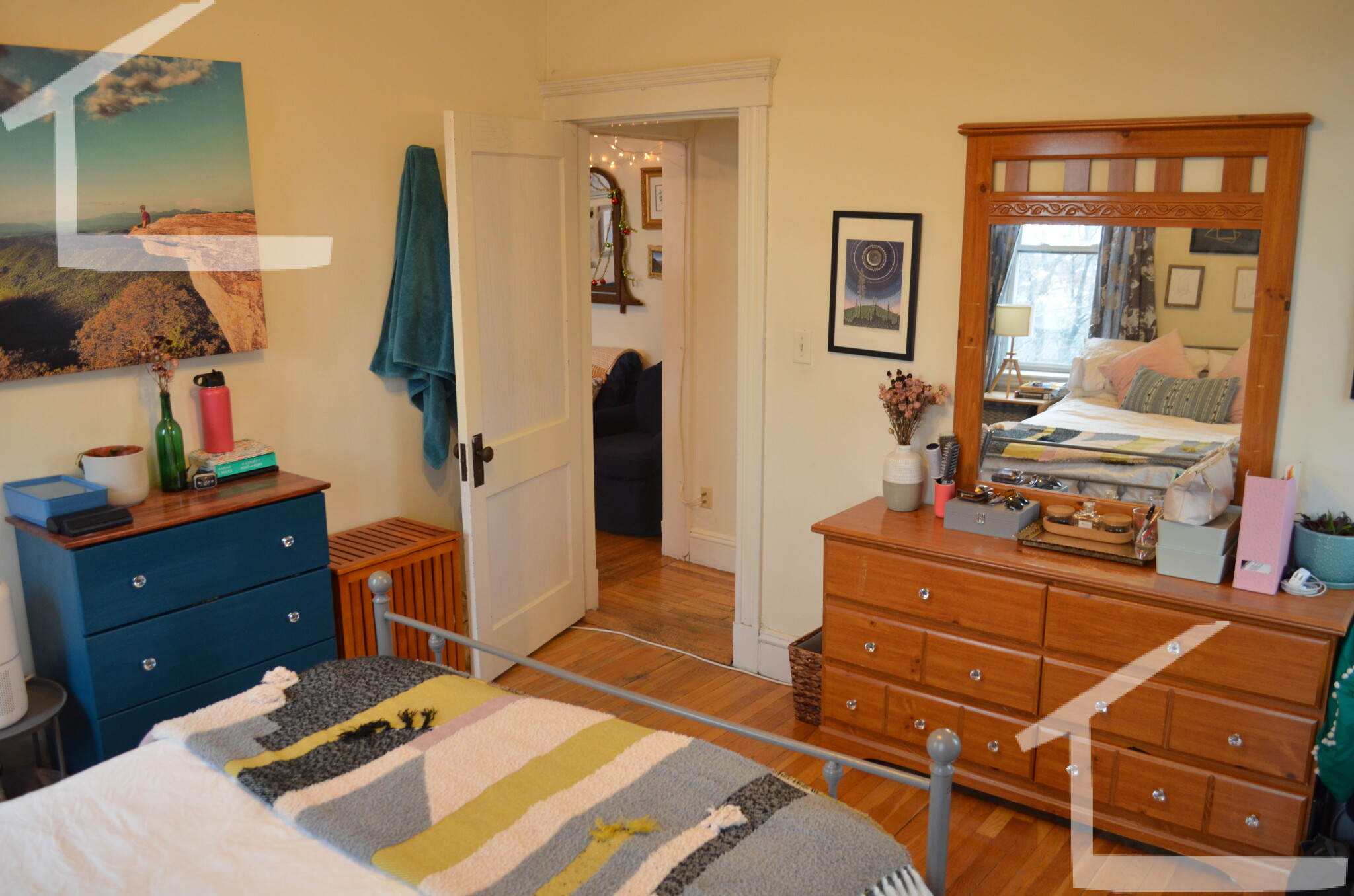 28 Quint Ave, Allston