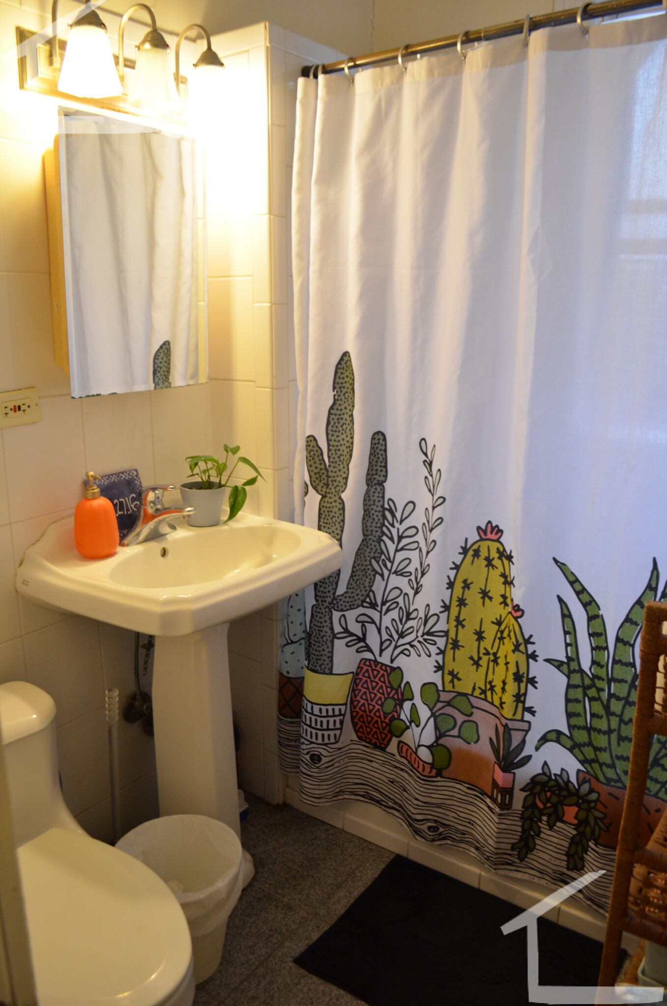 28 Quint Ave, Allston