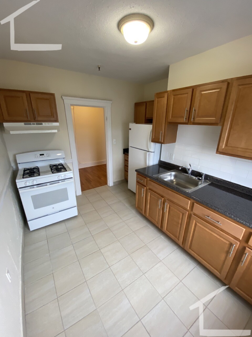 131 Washington St, Brighton