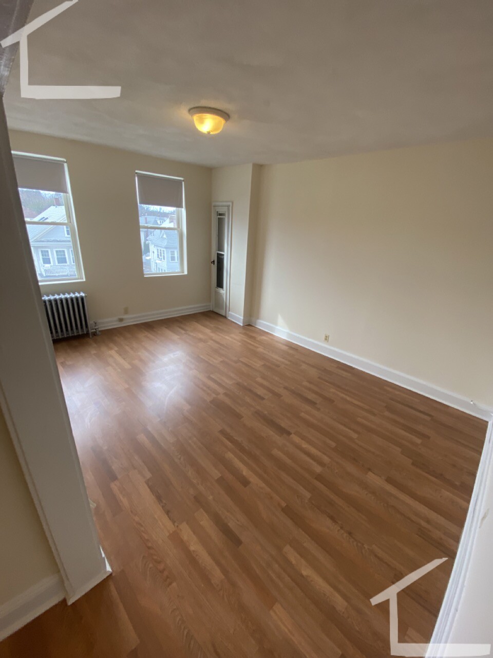 131 Washington St, Brighton