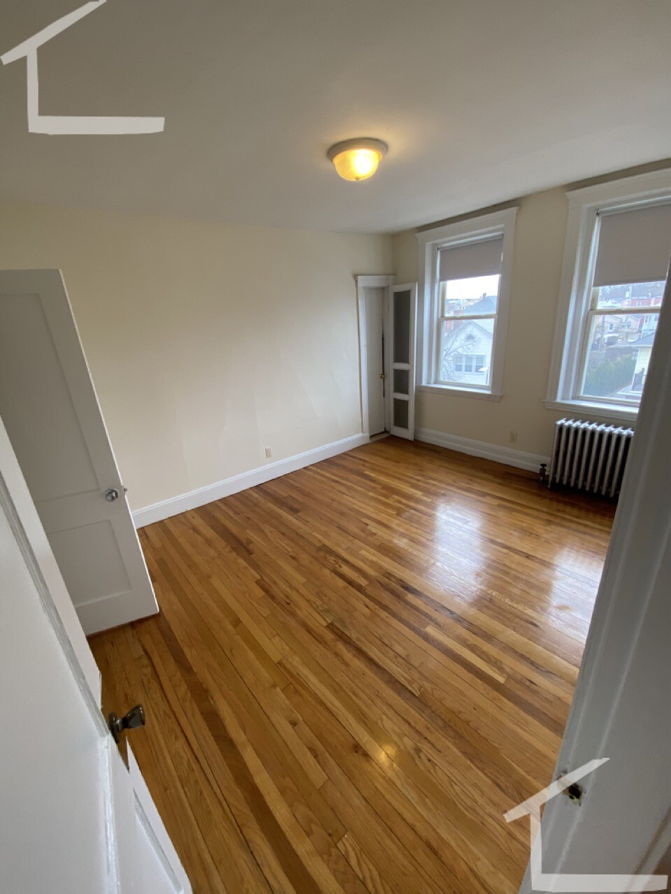 131 Washington St, Brighton