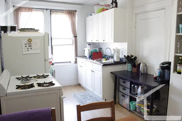 238 Hemenway St, Fenway