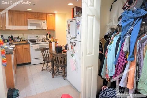 24 Queensberry St, Fenway