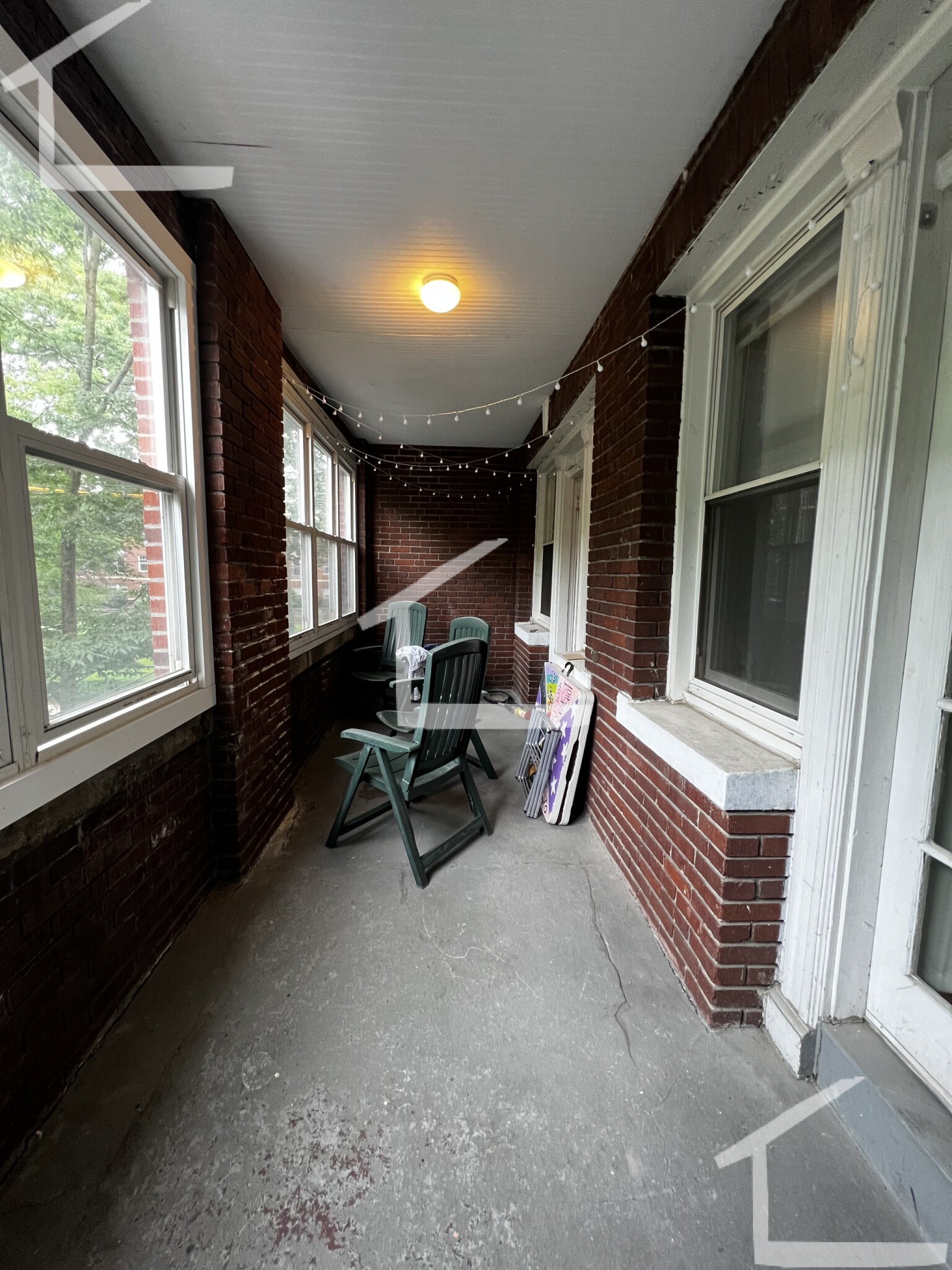 19 Melvin Ave, Brighton