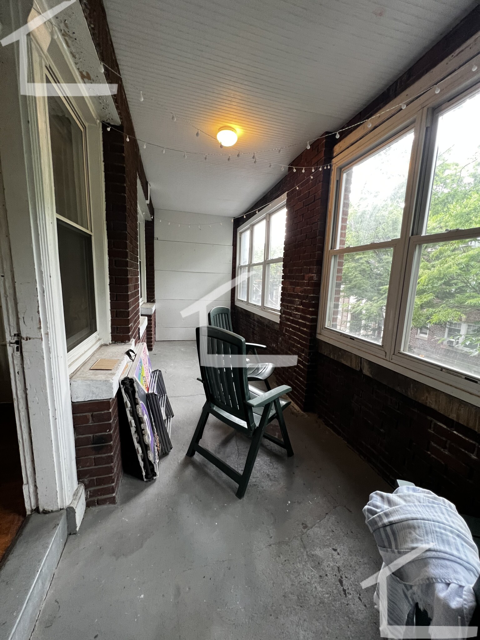 19 Melvin Ave, Brighton