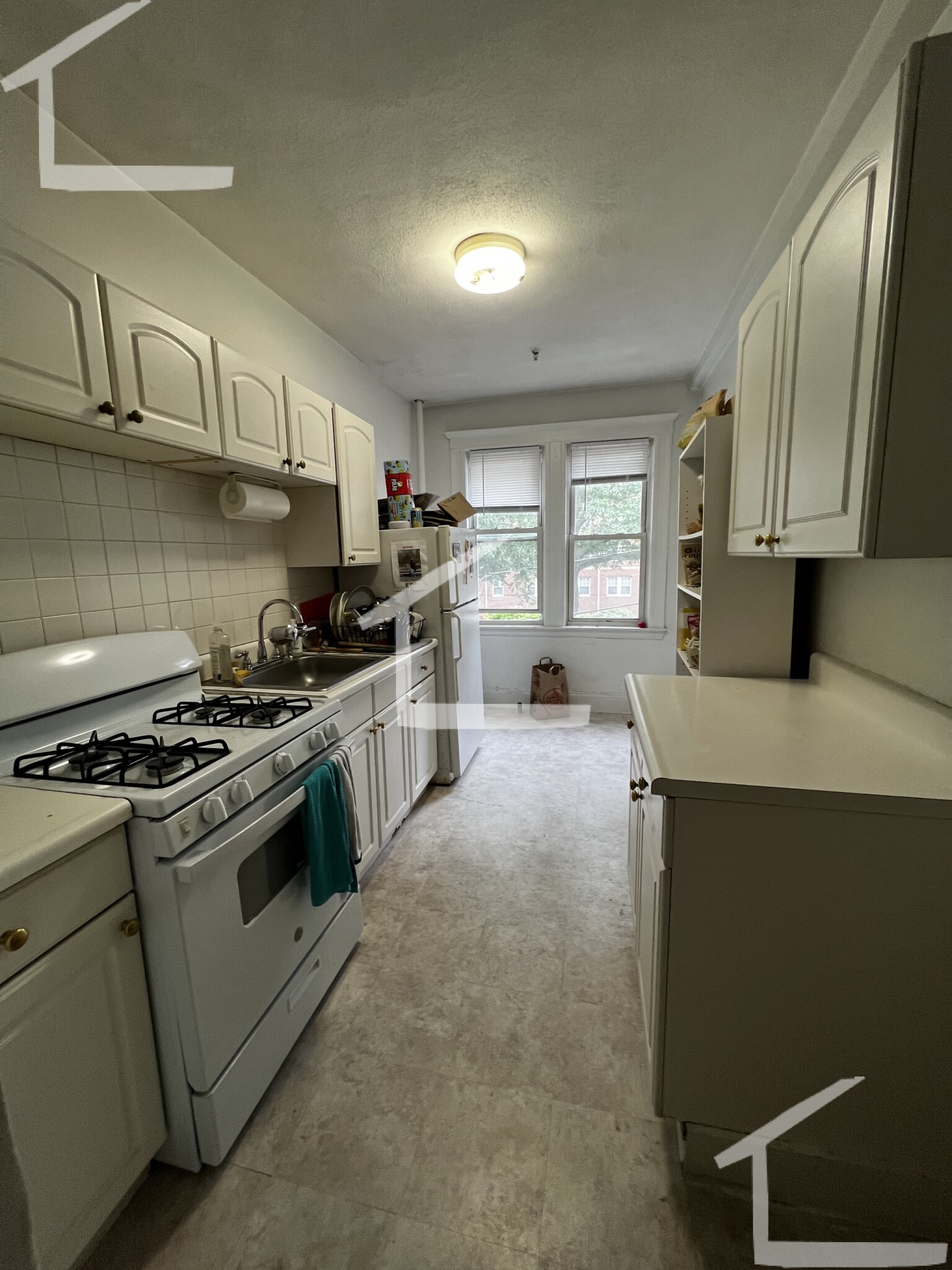 19 Melvin Ave, Brighton