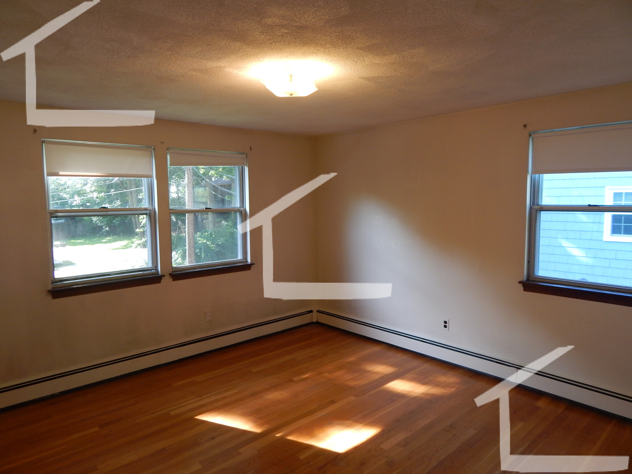 33 Hazel St, Waltham