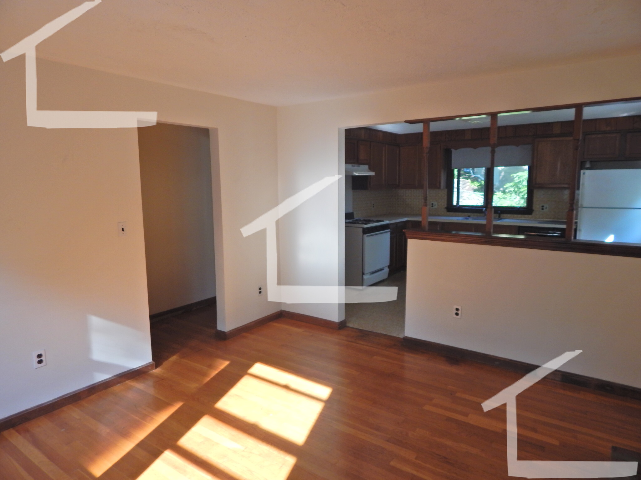 33 Hazel St, Waltham