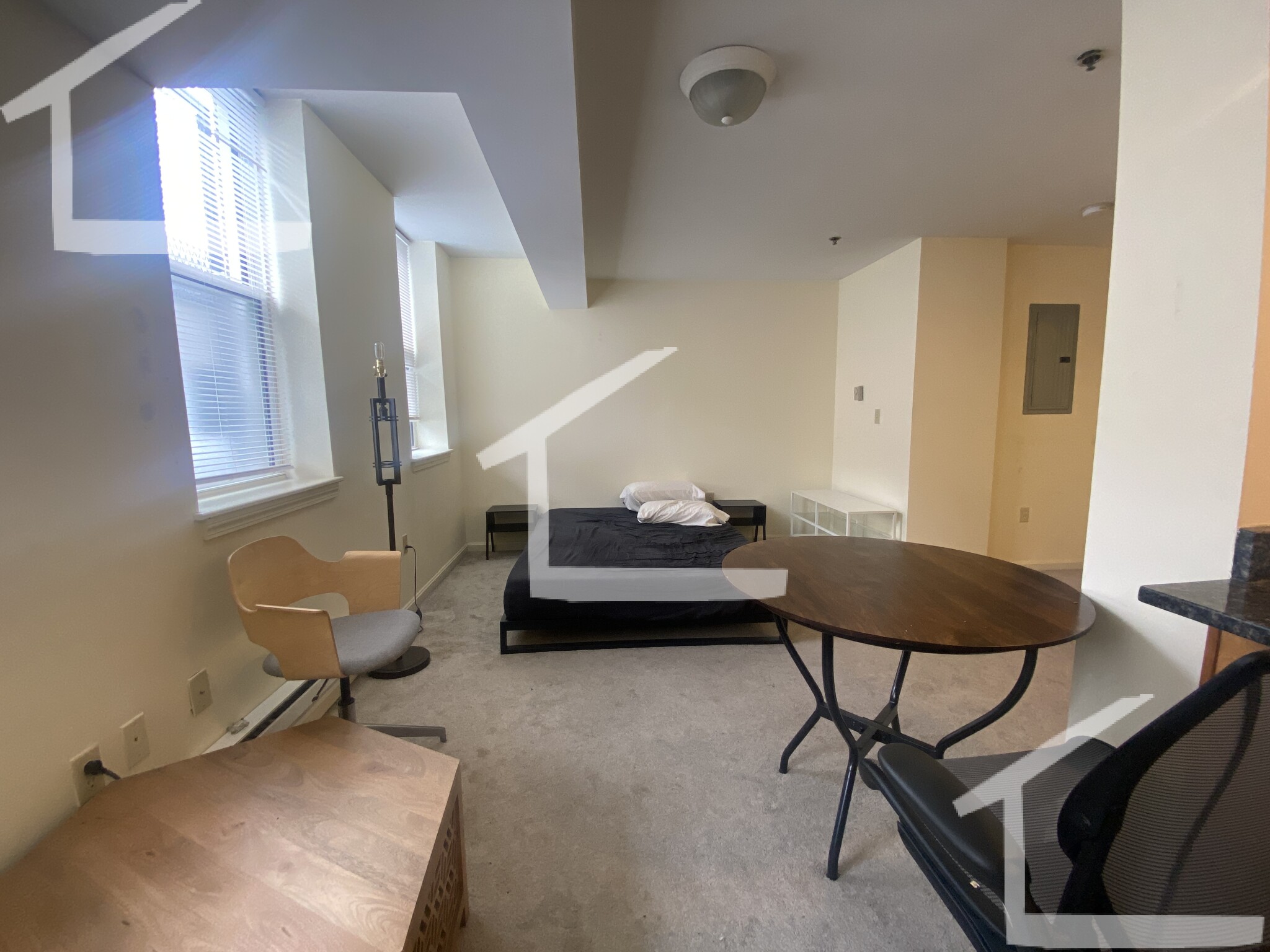 28 Queensberry St, Fenway