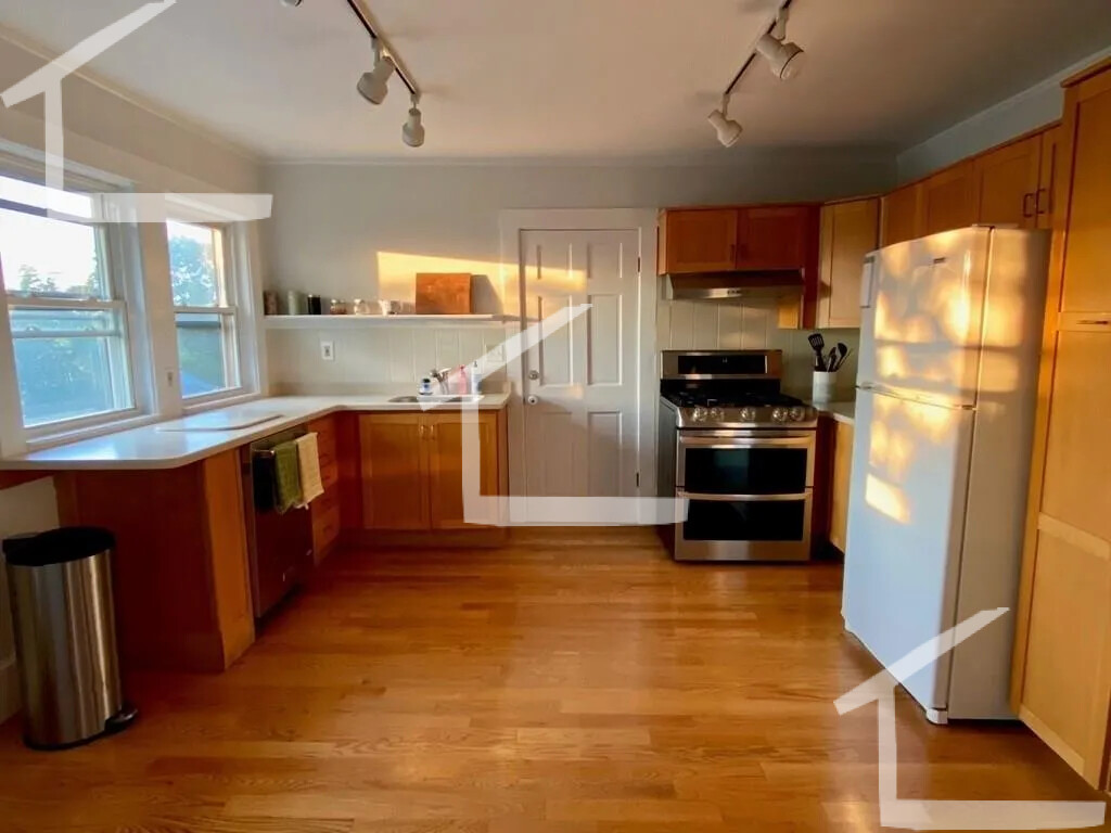 124 Summit Ave, Corey Hill