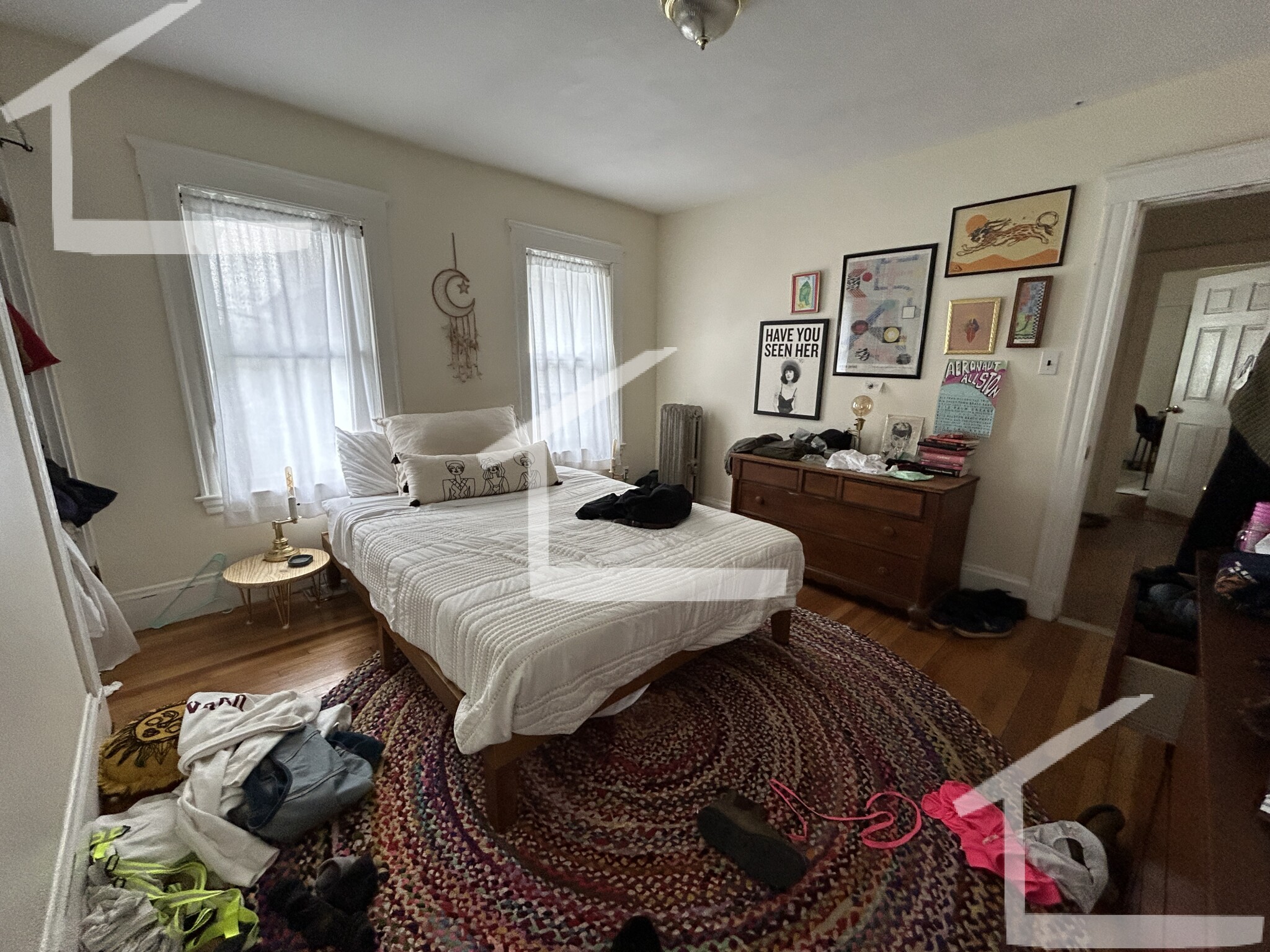 8 Feneno Ter, North Brookline