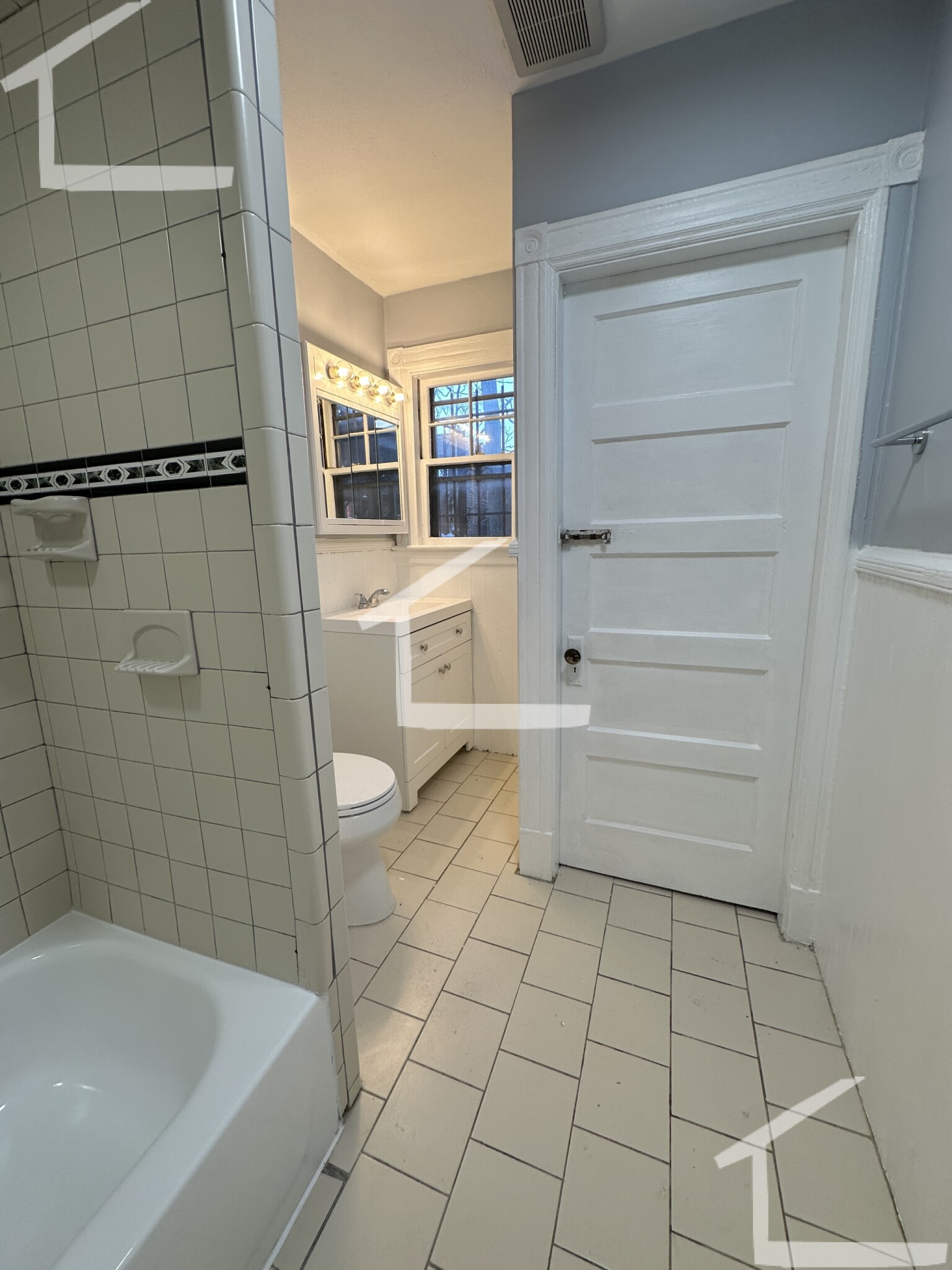 18 Quint Ave, Brighton