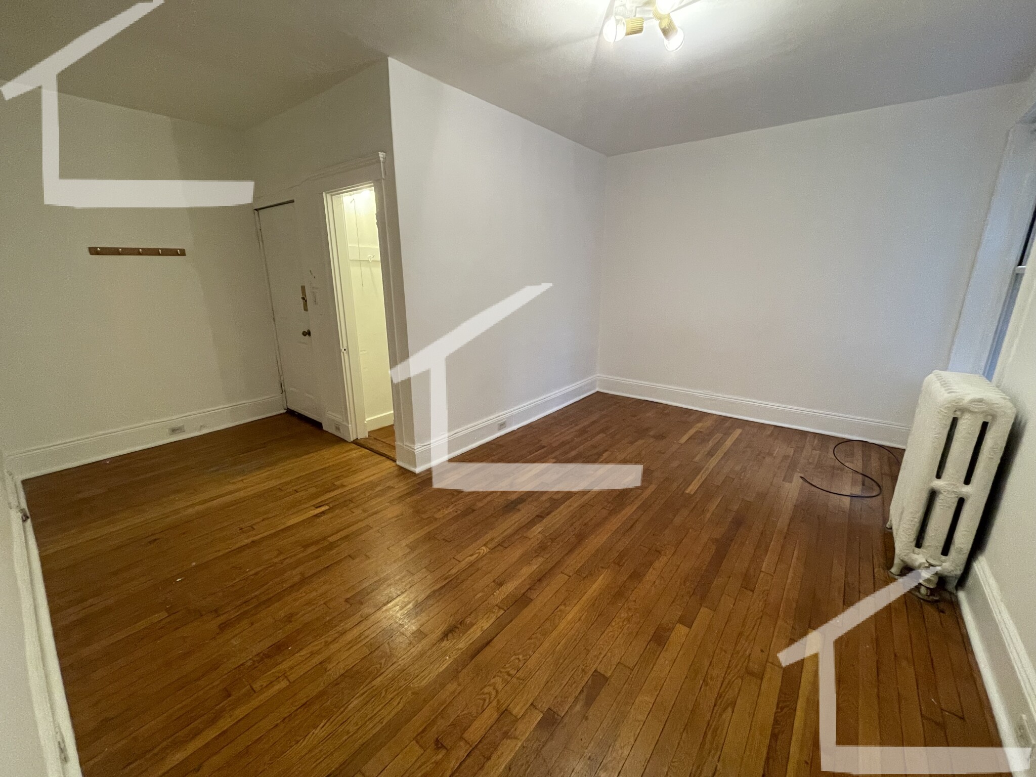 37 Dwight St., Brookline, MA - 2,700 USD/ month