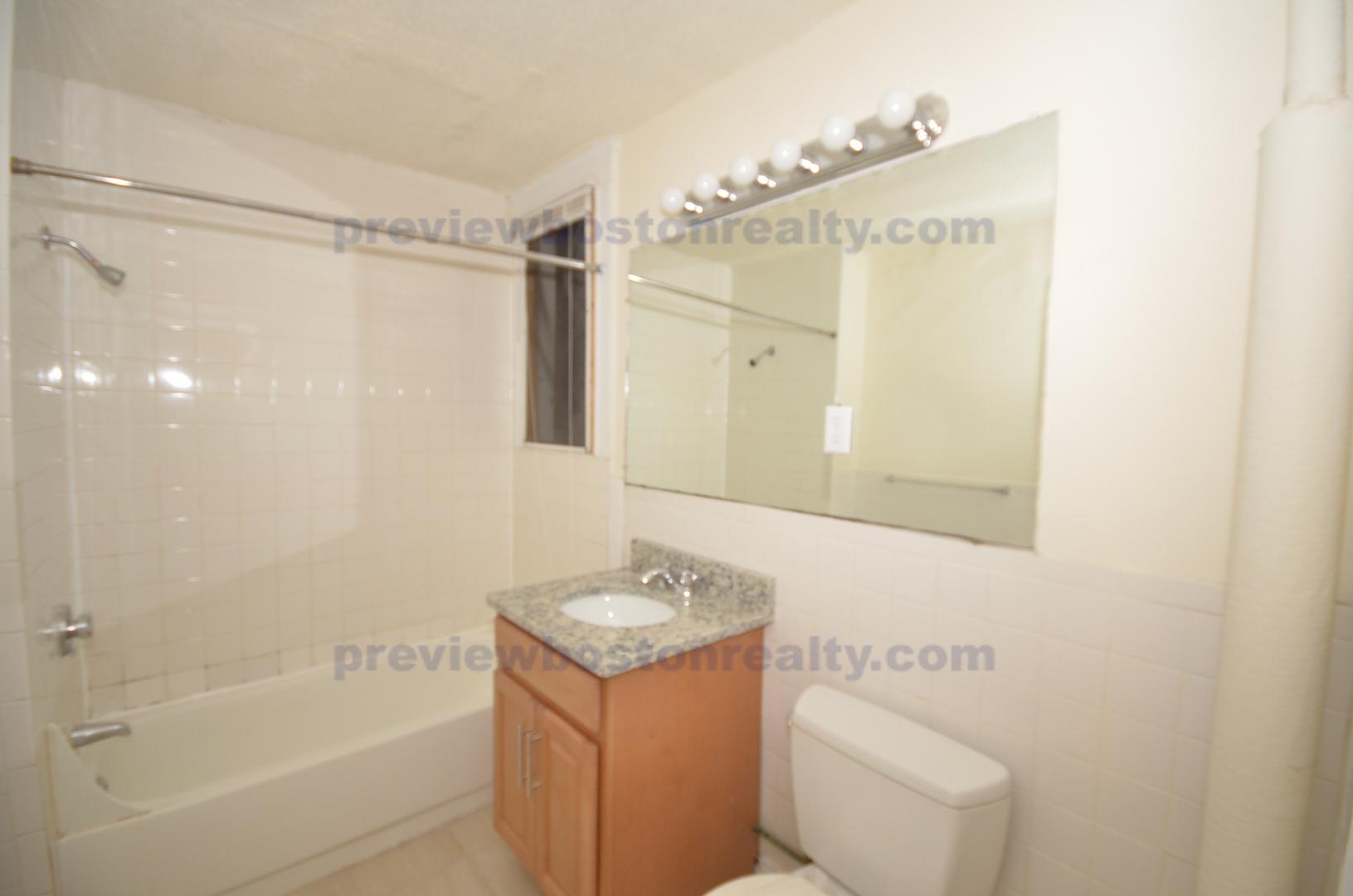 6 Barrows St, Allston