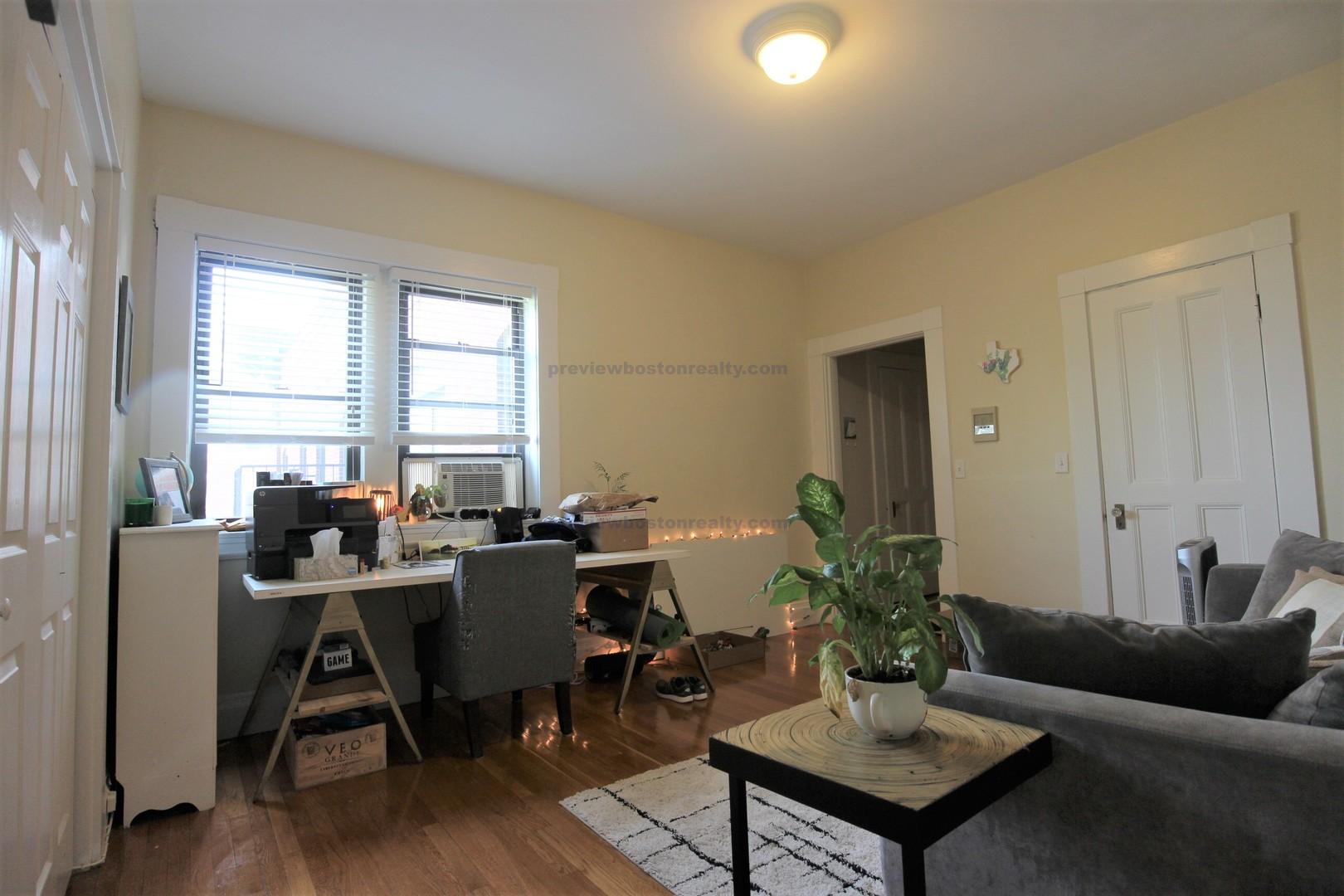 1470 Beacon St, Brookline Village