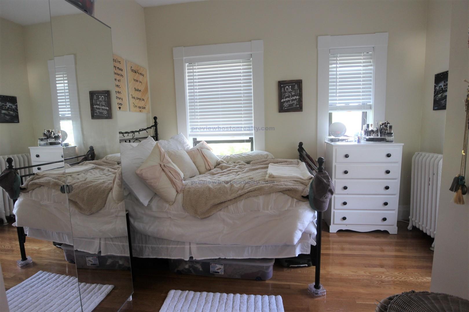 1470 Beacon St, Brookline Village