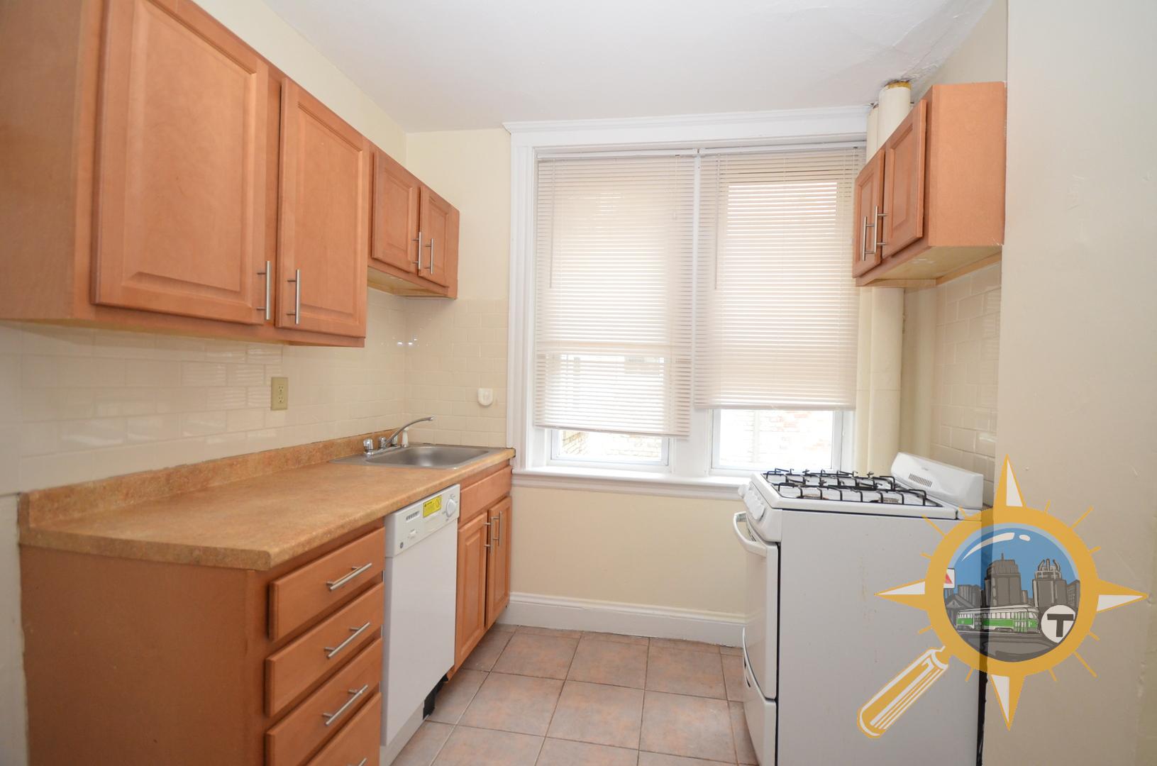 11 Barrows St, Allston