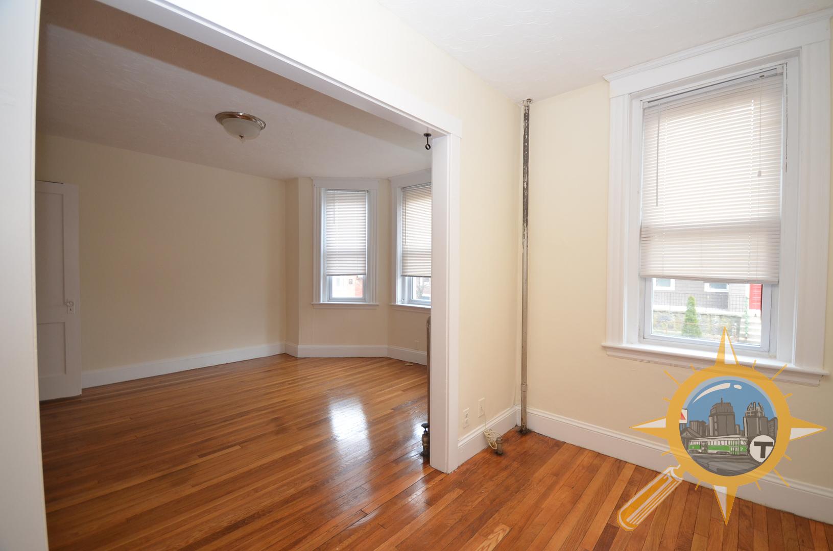 11 Barrows St, Allston