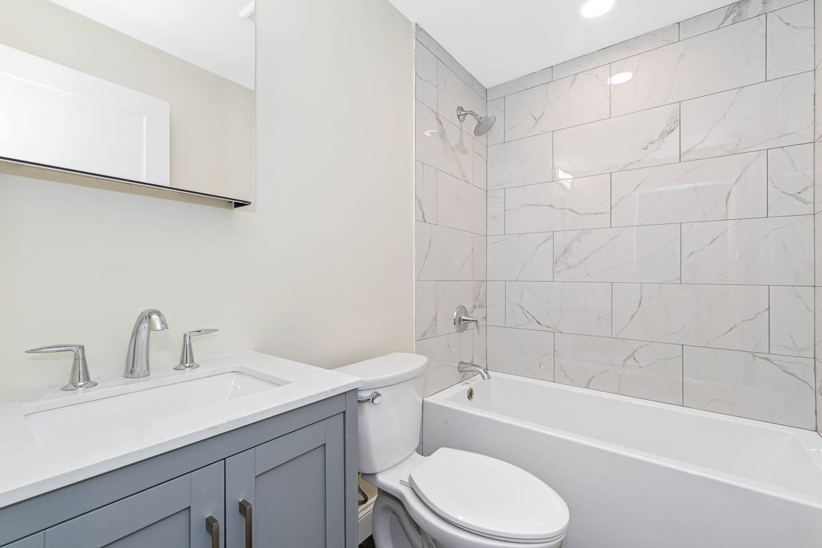 77 Winchester St, Medford