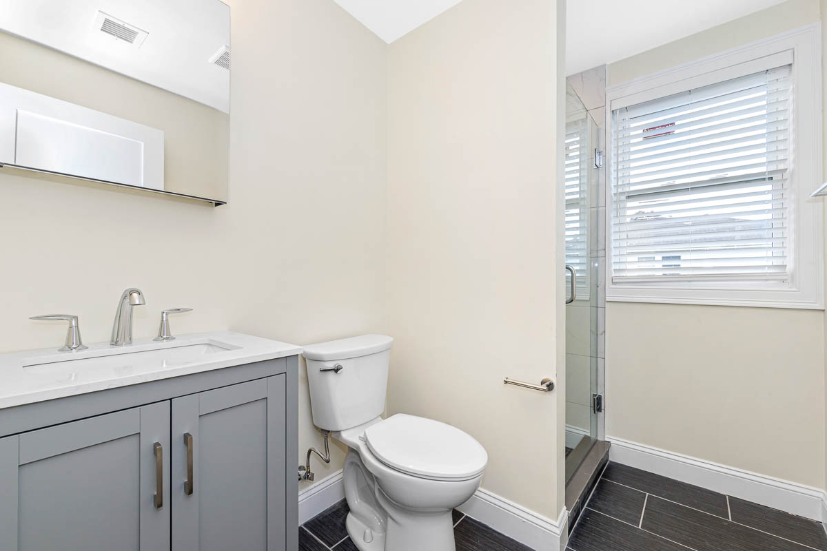 77 Winchester St, Medford