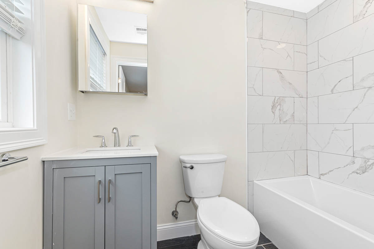 77 Winchester St, Medford