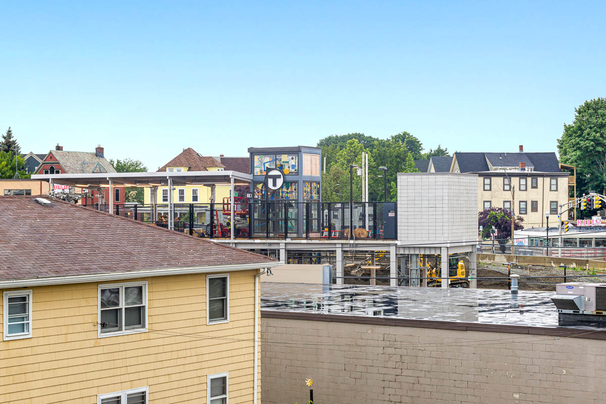 77 Winchester St, Medford