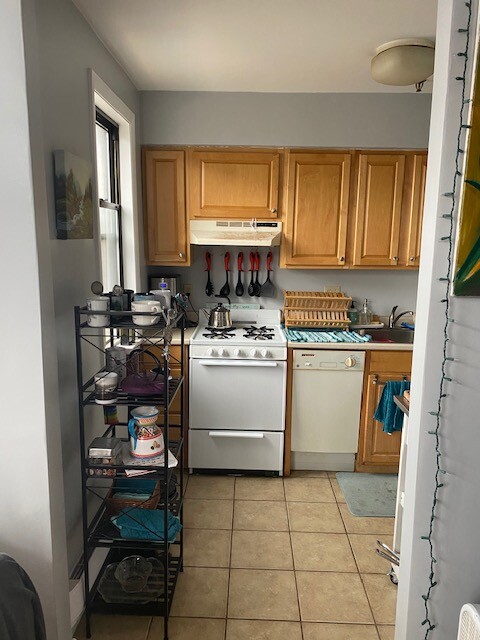 26 Commonwealth Ter, Brighton