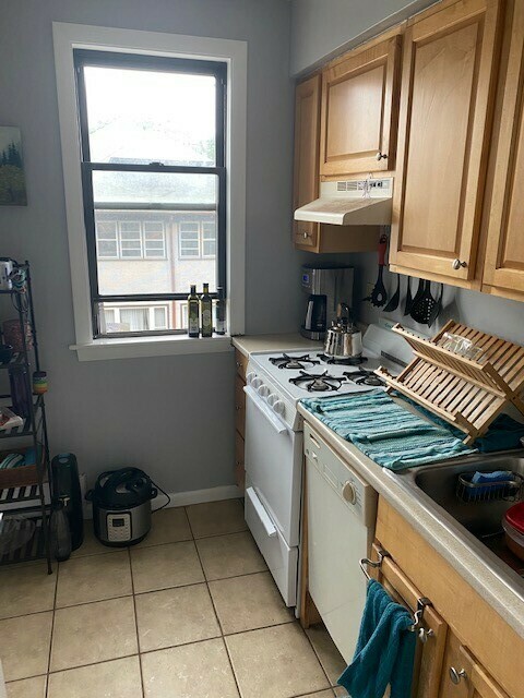 26 Commonwealth Ter, Brighton